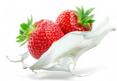 草莓与飞溅的牛奶