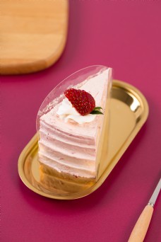 甜点草莓奶油蛋糕实物图摄影图4