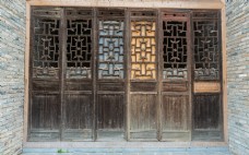墙纸中国元素复古木质门